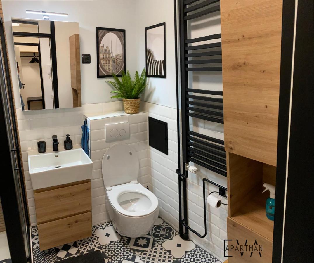 Eva - / Zagreb Apartment *