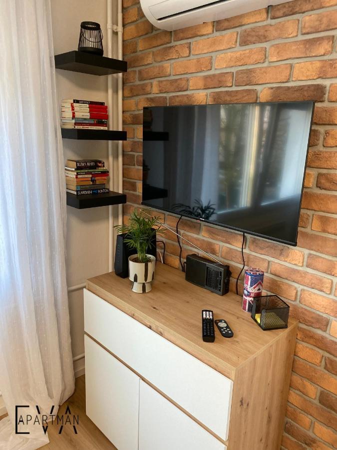Eva - / Zagreb Apartment